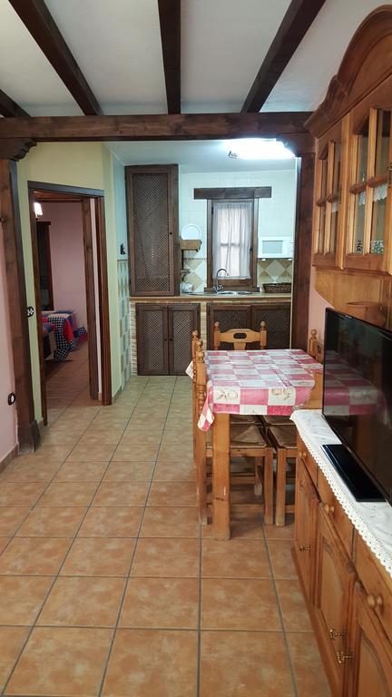 Apartamentos Rurales Tauro كابيزويلا ديل فالي المظهر الخارجي الصورة
